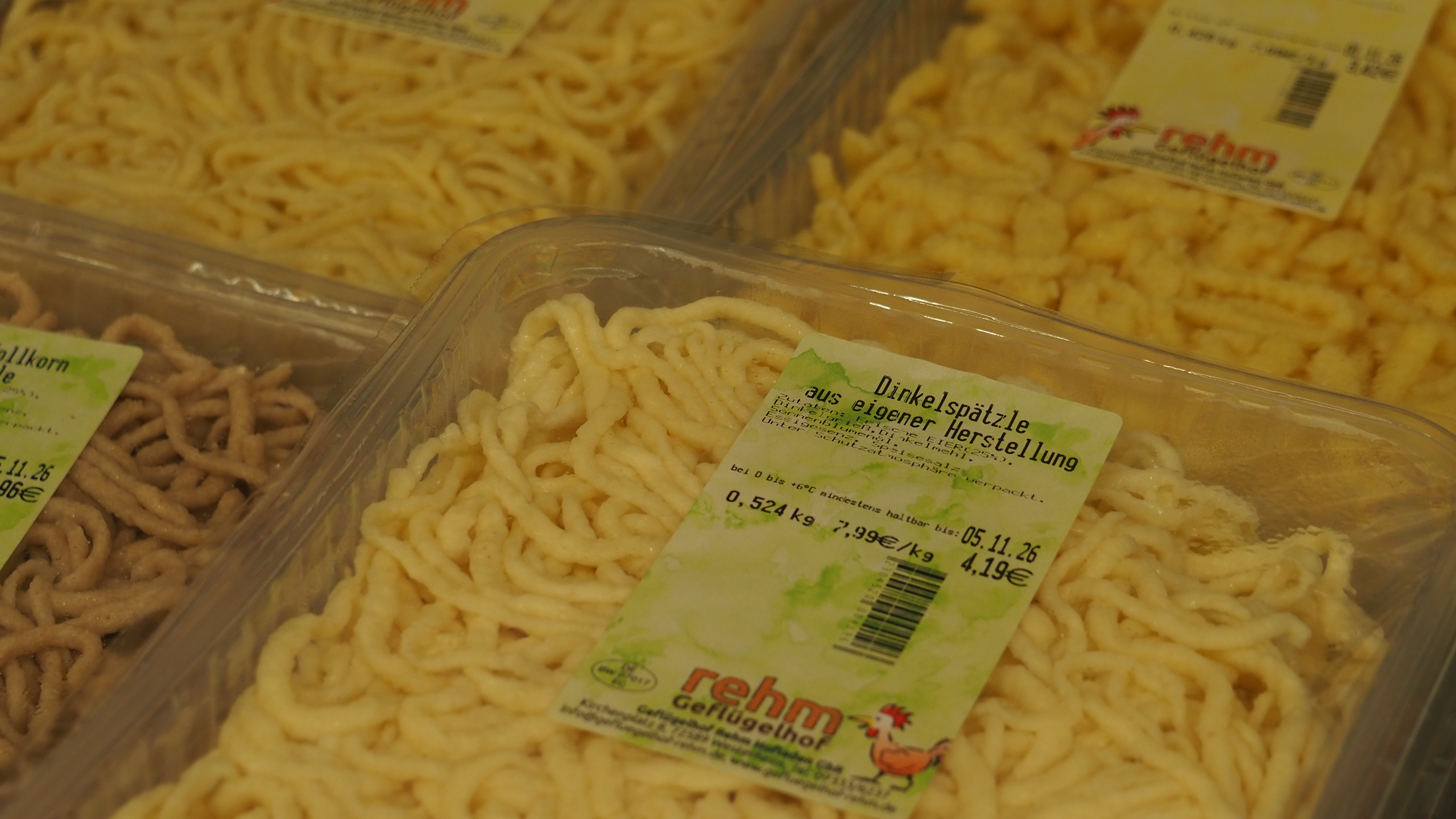 OLYMPUS DIGITAL CAMERA Fotoplatz: Frische Spätzle aus unserer Nudelmanufaktur